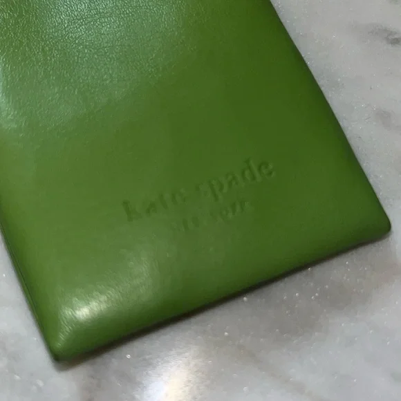 💚RARE Kate Spade Glasses, Readers, Sunglasses, Miscellaneous Kisslock Holder💚 - Picture 2 of 9